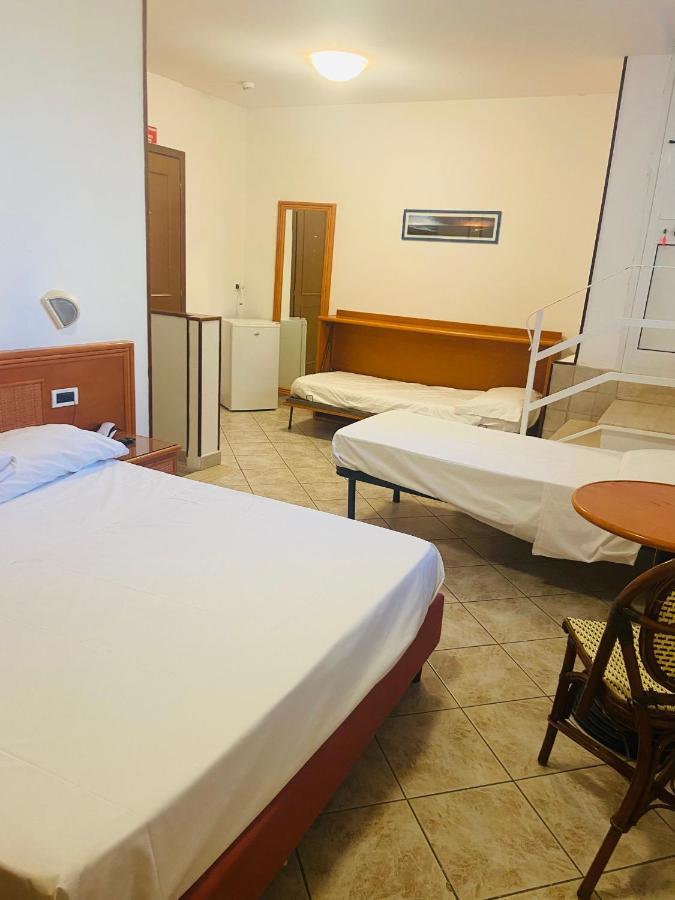 Hotel Bella Riviera Lungomare Viareggio Exterior foto