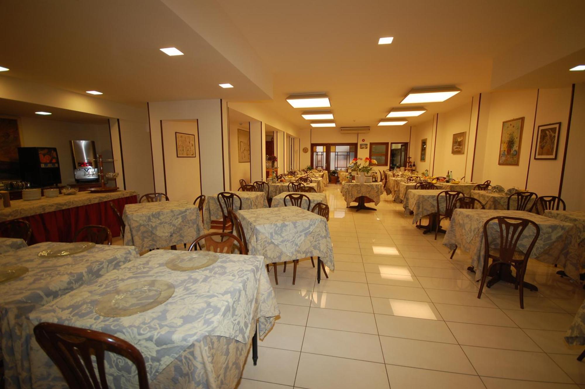 Hotel Bella Riviera Lungomare Viareggio Exterior foto